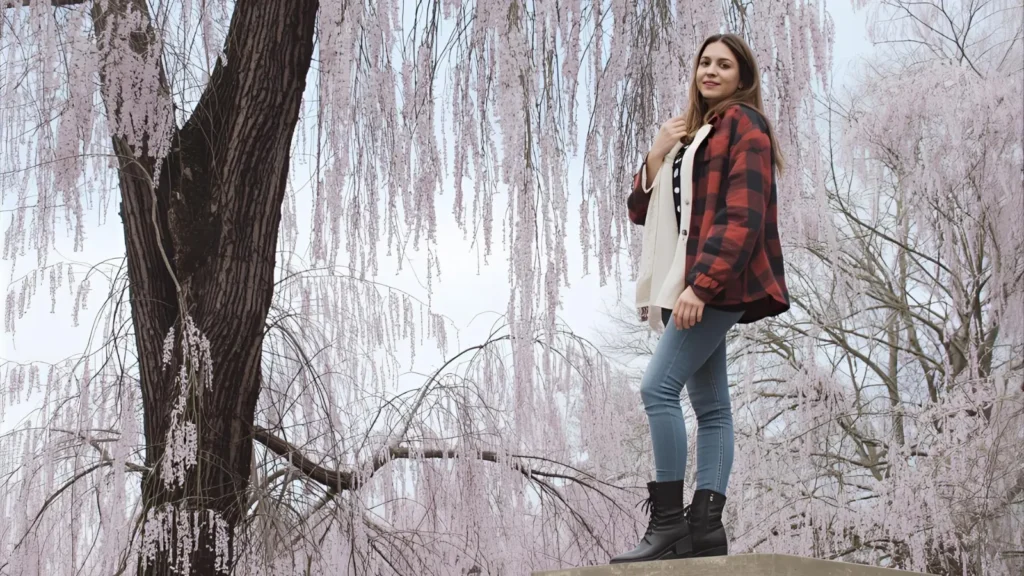 Bilingual Bonus: Flirty Riddles for Her in Spanish